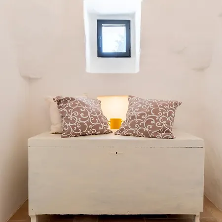 Villa Il Trullo Bianco Molillo *